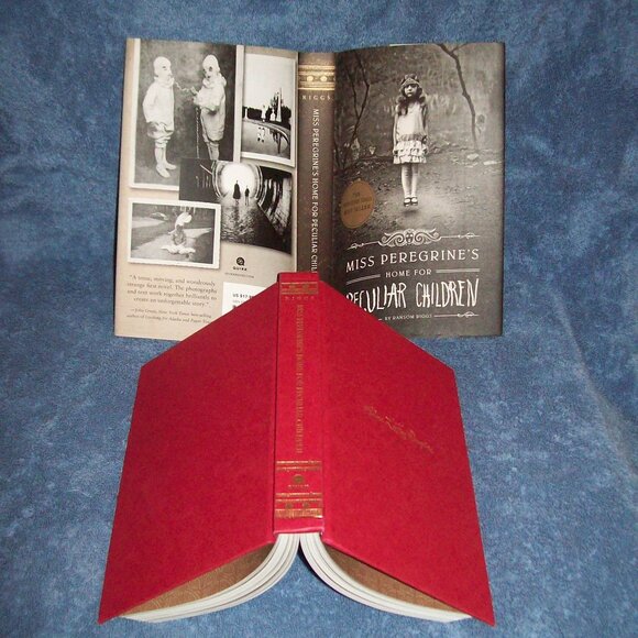 Miss Peregrine's Home for Peculiar Children by Ransom Riggs (2011, Hardcover) - Picture 1 of 1